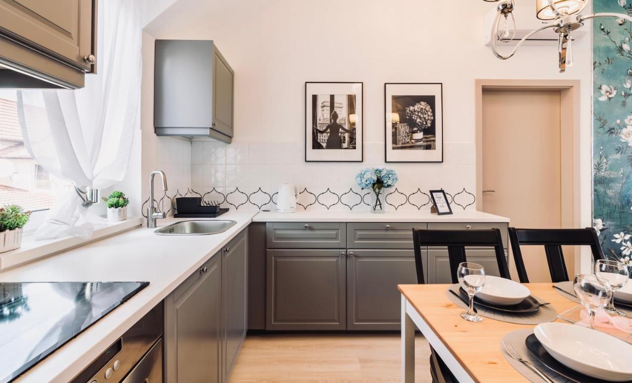 Monarchia Apartman Grand Mosonmagyaróvár 외부 사진